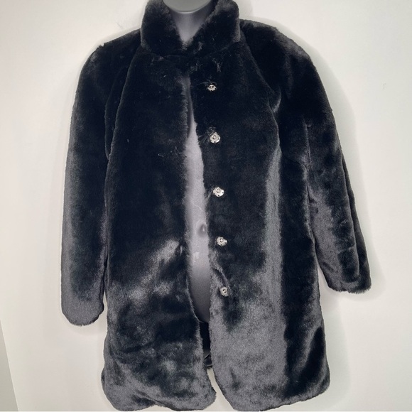 New York and Company Faux Fur Coat in size M - Picture 5 of 10